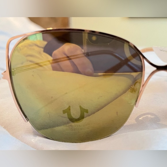 True Religion Sunglasses Green Mirrored Aviators - Picture 6 of 6